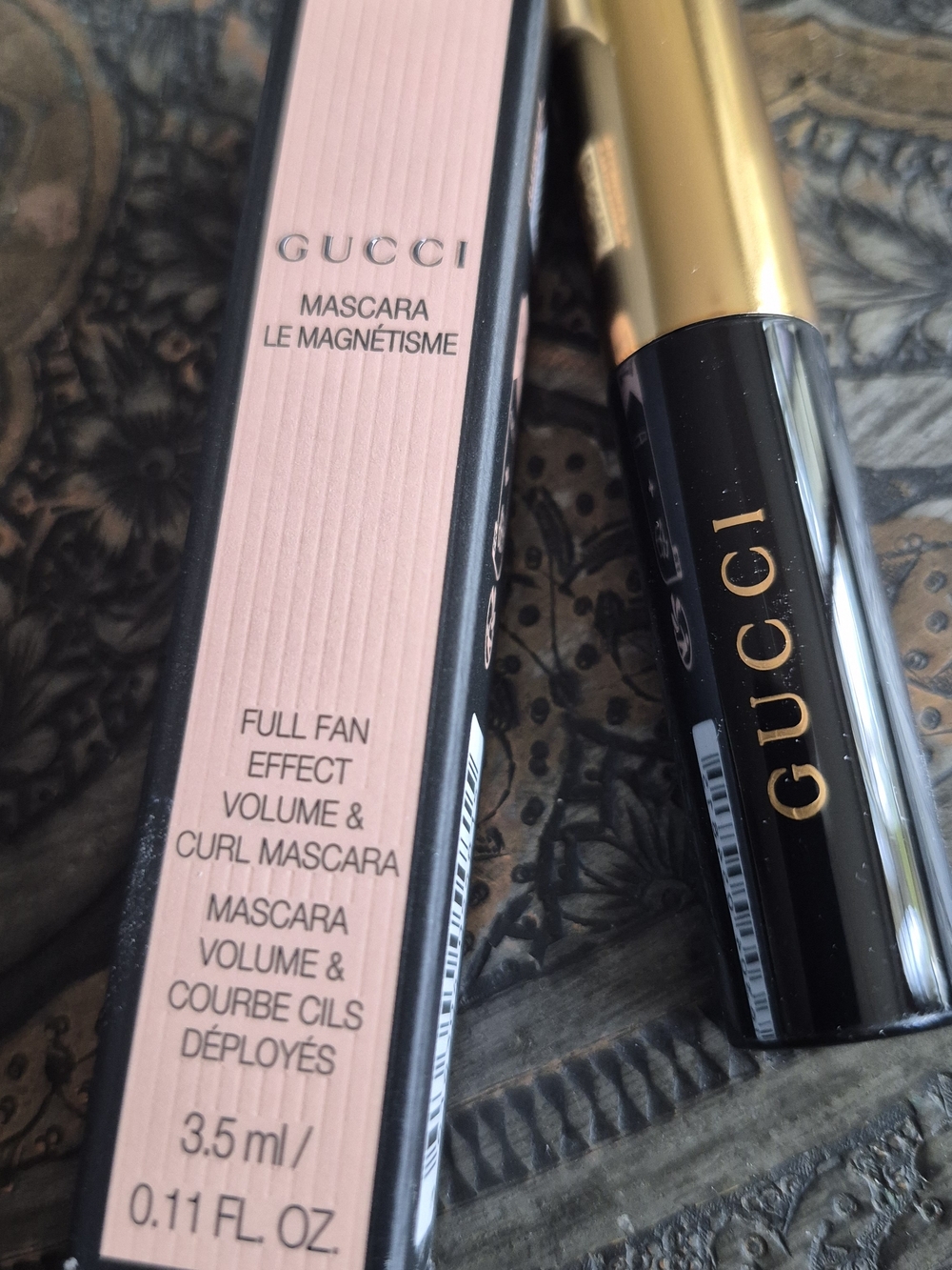 Gucci Mascara Le Magnétisme — Black & Gold Tube